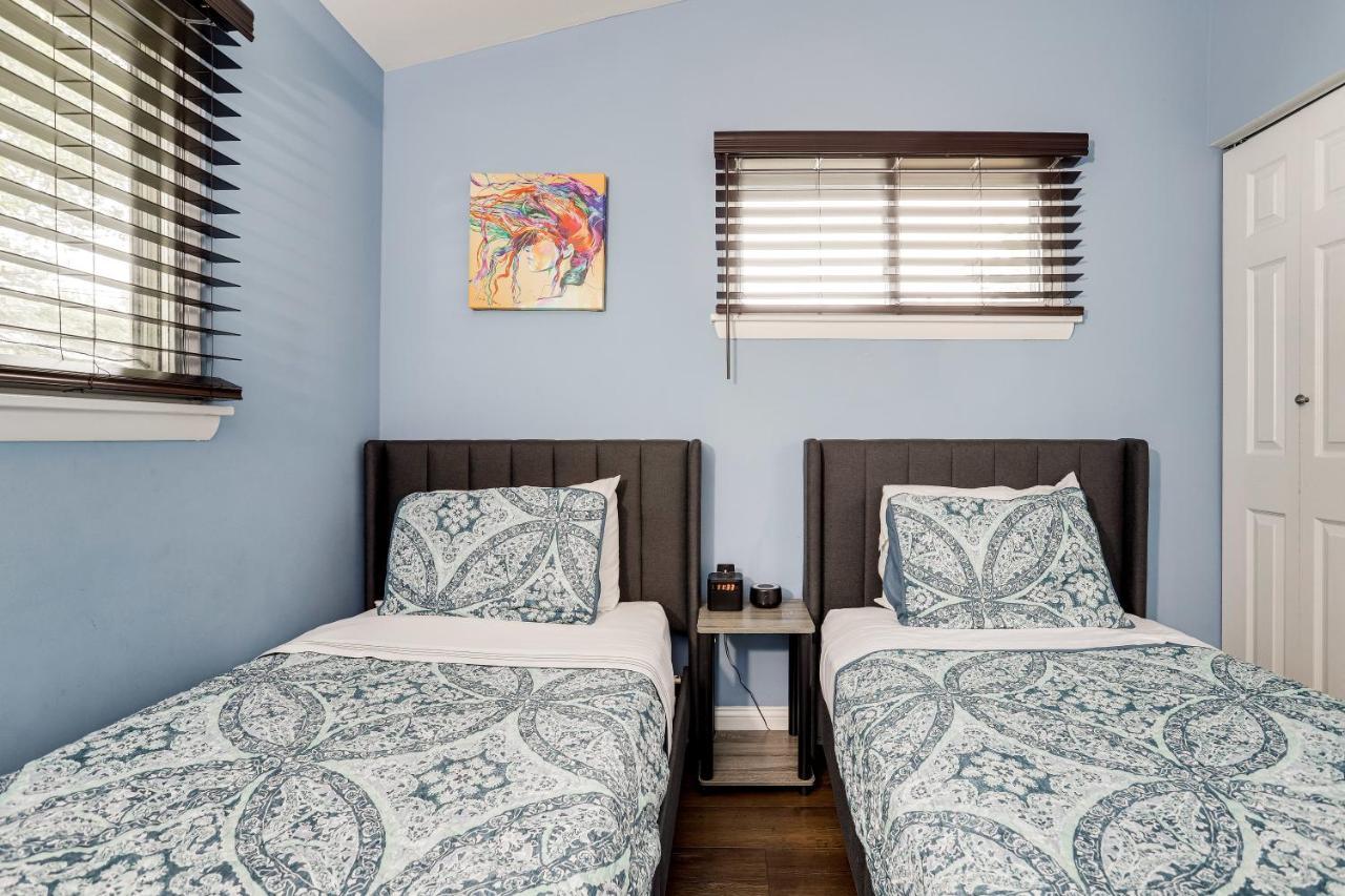 Villa Escape To Our Cozy 3 Bed Rm 2 Bath Unit In Alexandria Va Exterior foto