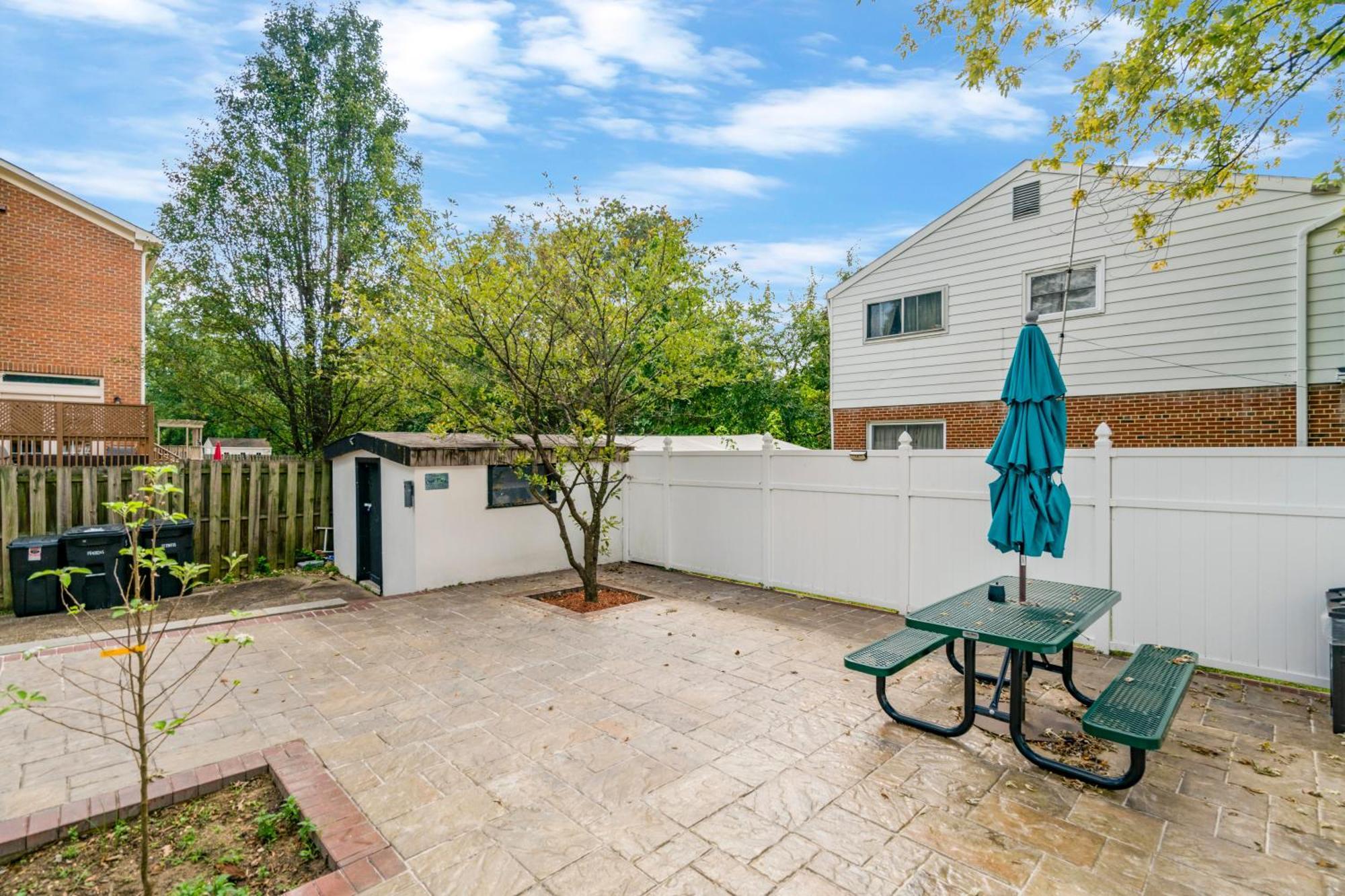 Villa Escape To Our Cozy 3 Bed Rm 2 Bath Unit In Alexandria Va Exterior foto